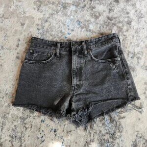 Madewell Women's size 27‎ Black Frayed Hem Relaxed Denim Shorts
